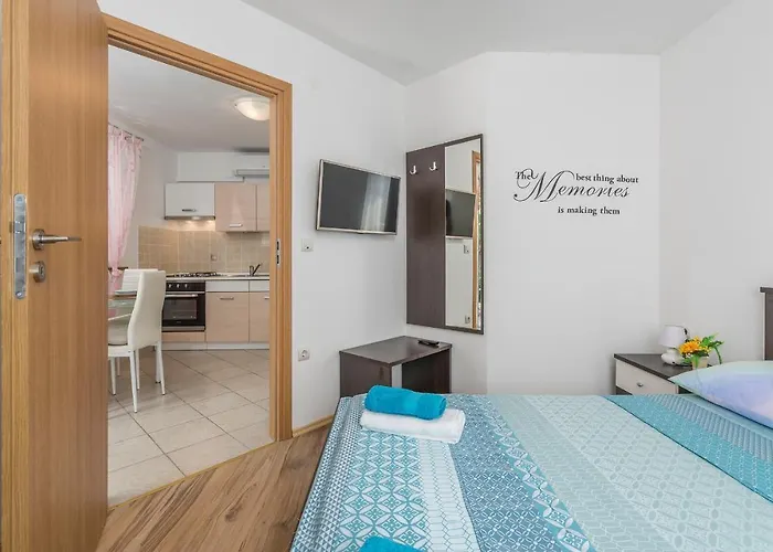 Antonio * Πόρετς